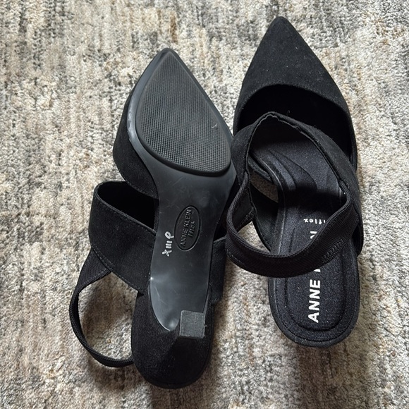 Anne Klein Women's Black Slingback Heels pointed toe size 7.5 - low heel - Picture 6 of 6